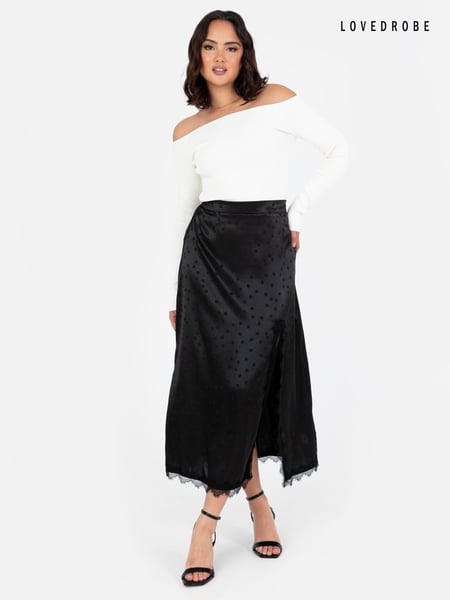 Lovedrobe Satin Lace Trim Split Hem Midaxi Black Skirt (E55242) | € 29