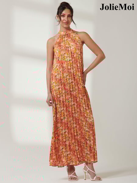 Jolie Moi Orange Halter Neck Pleated Maxi Dress (E64034) | € 46