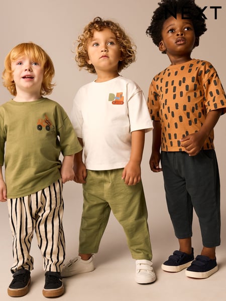 Khaki/Green Short Sleeve T-Shirts & Joggers Set 3 Pack (3mths-7yrs) (E64977) | € 47 - € 52