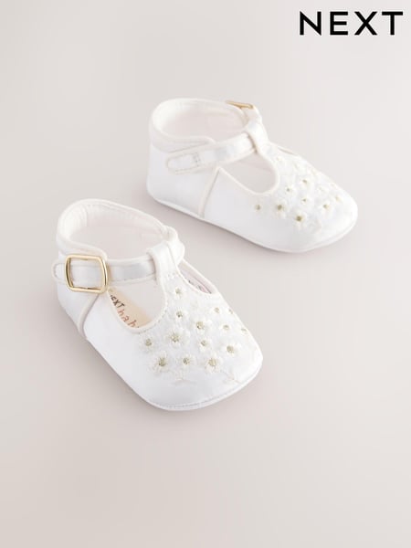 Ivory Embroidered Occasion Baby Shoes (0-24mths) (E66637) | € 16
