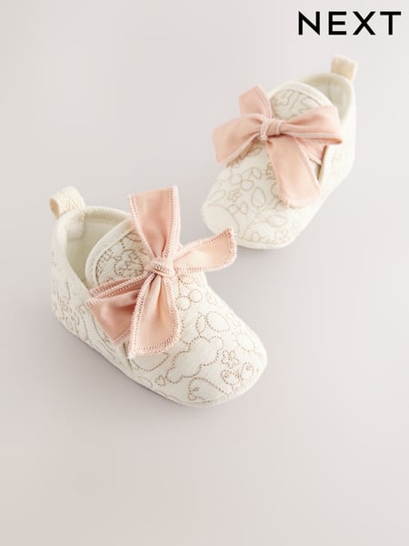 Cream Embroidery Baby Booties (0-18mths) (E66639) | € 14