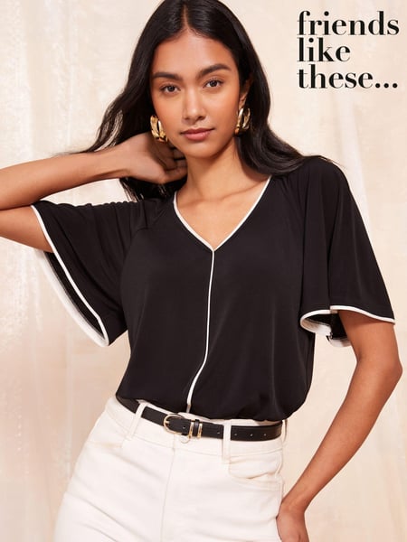 Friends Like These Black Tipped Flutter Sleeve T-Shirt (E66854) | € 23