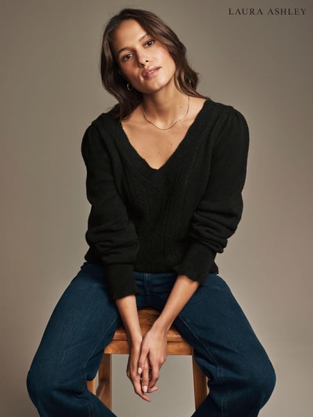 Schwarz - Laura Ashley Pointelle V-Neck Jumper (E67275) | 42 €
