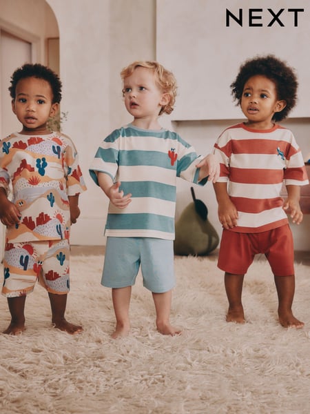 Red/Green Stripe with westen print Short Pyjamas 3 Pack (9mths-8yrs) (E67674) | € 31 - € 40