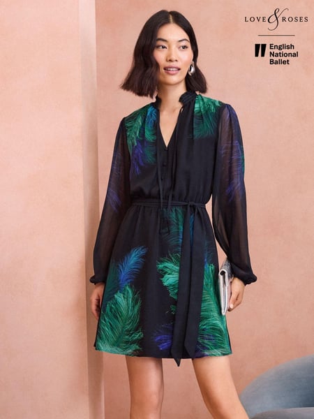 Love & Roses Black Printed Feather Print Notch Neck Sleeved Mini Dress (E75519) | € 56