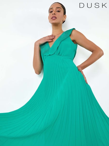 Dusk Green Pleated Tie Back Fit and Flare Midi Dress (E77740) | € 109