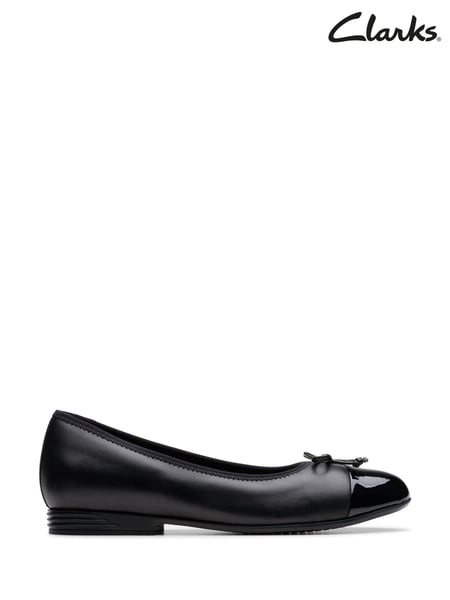 Clarks Black Standard Fit (F) Finja Bloom Ballerina Shoes (E81635) | € 66