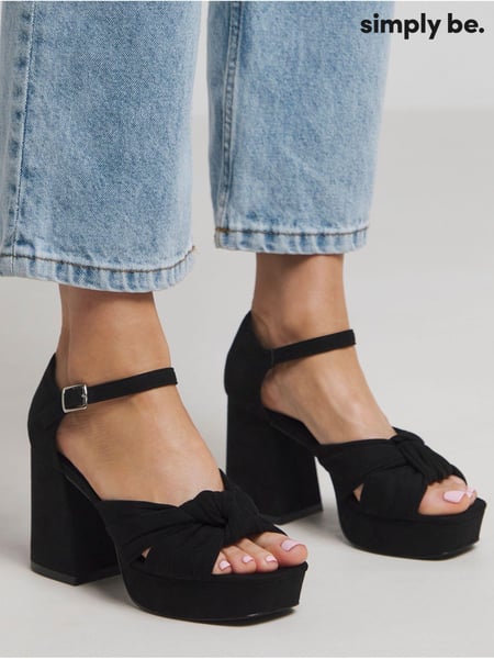 Simply Be Black Extra Wide Fit Knot Detail Platform Sandals (E91297) | € 55