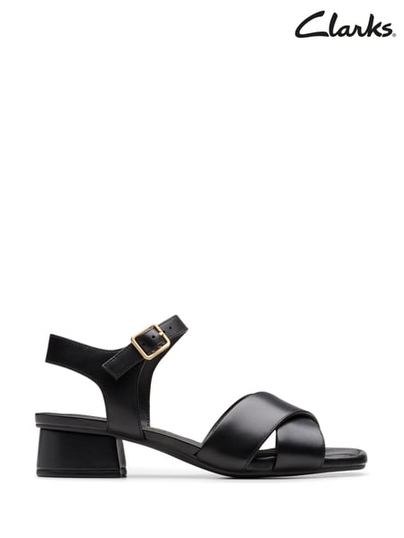 Clarks Black Serina35 Cross Sandals (E92086) | € 117