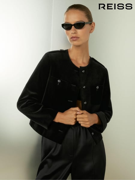 Reiss Black Viola Cropped Velvet Jacket (E93703) | € 371