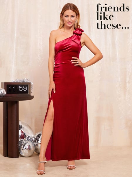 Friends Like These Red One Shoulder Maxi Dress With Ruched Side And Front Leg Split (E95066) | € 40