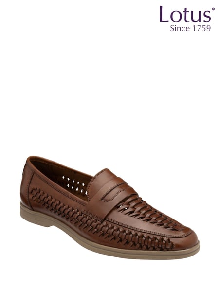 Lotus Brown Casual Loafers (F04599) | € 94