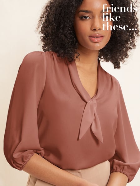 Friends Like These Pink V-Neck Bow Front 3/4 Sleeve Blouse (F05104) | € 23