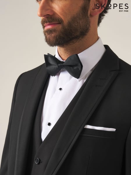 Skopes Black Tailored Fit Ronson Dinner Suit Jacket (F19854) | € 156