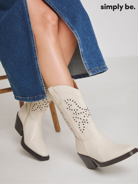 Simply Be Natural Extra Wide Fit Laser Pattern Mid Calf Western Boots (F35582) | € 117