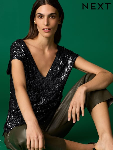 Black Sequin V-Neck Sleeveless Top (F40203) | € 23