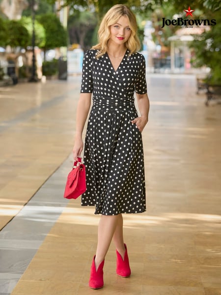 Joe Browns Black Polka Knee Jersey (F51841) | € 90