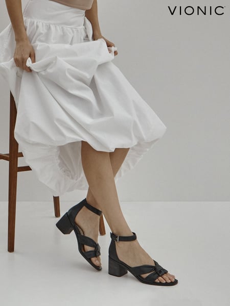 Vionic Regular Fit Maia Arch Support Strappy Black Sandals (F52513) | € 234