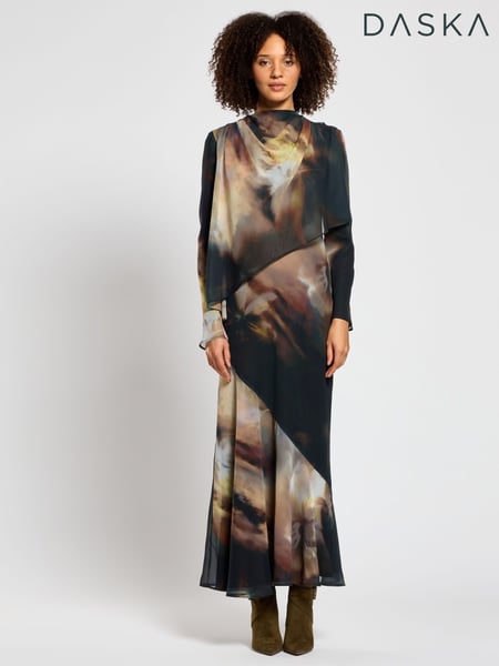 Daska Black Ali Maxi Dress With Long Sleeves And Front Wrap Detail (F53620) | € 172