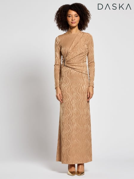 Daska Brown Eris Maxi Dress With Long Sleeves And Side Buckle Detail (F53642) | € 156