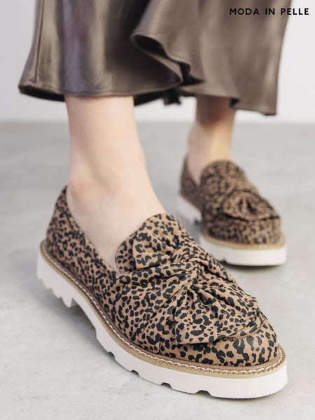 Moda in Pelle Eves Twisted Feature Comfort Loafers (F56816) | € 108