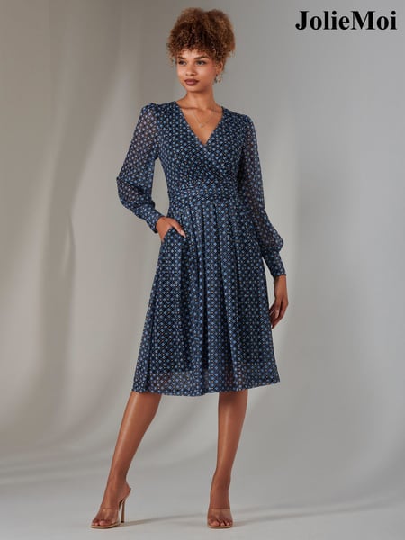 Jolie Moi Blue Long Sleeve Lace Print Midi Dress (F60740) | € 122