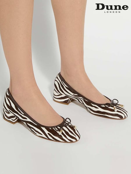 Dune London Animal Brown Amazing Pleated Pearl Bow Flat Shoes (F64072) | € 139