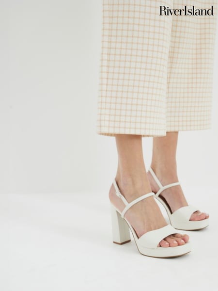 River Island White Sling Back Platform Sandals (F69347) | € 59