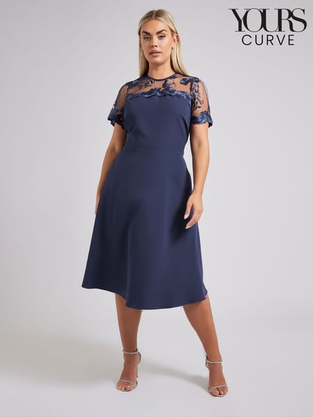Yours Curve Blue London Embriodered Flare Dress (F88454) | € 125