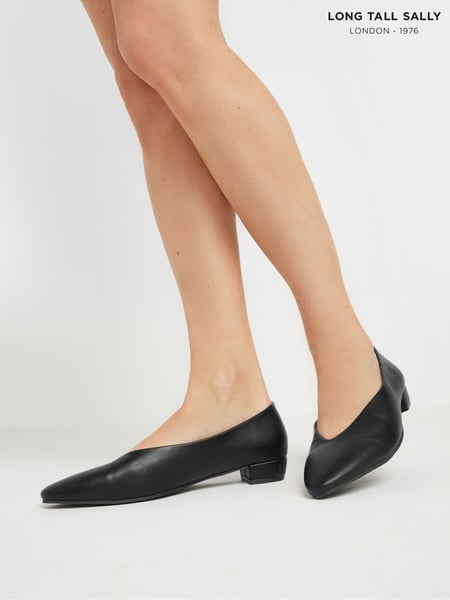 Long Tall Sally Black Low Block Almond Court Shoes (F88479) | € 73
