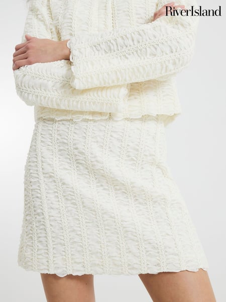 River Island Cream Textured Occasion Mini Skirt (F89899) | € 55