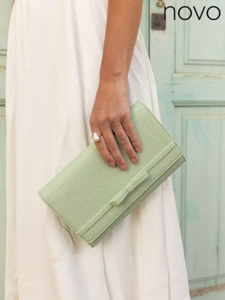 Novo Green Arizona Bow Detail Clutch Bag (F92030) | € 53