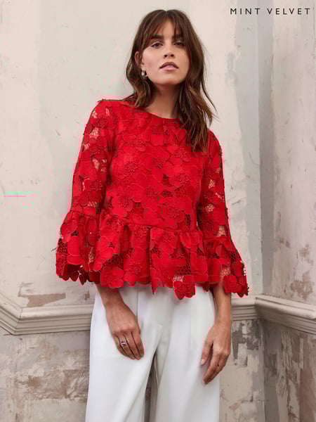 Mint Velvet Red Floral Applique Top (F96334) | € 187