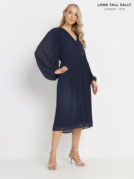 Long Tall Sally Blue Chiffon Pleated Dress (H13375) | € 94