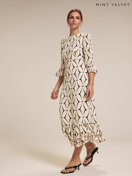 Mint Velvet Cream Geometric Print Ruffle Midi Dress (H21263) | € 265