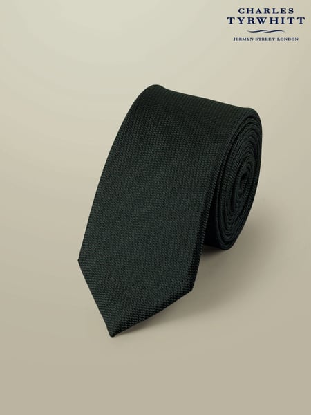 Charles Tyrwhitt Green Silk Stain Resistant Slim Tie (H26102) | € 62