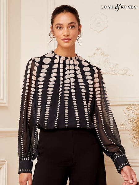 Love & Roses Black Petite Printed Ruched High Neck Long Sleeve Chiffon Blouse (K25353) | € 12