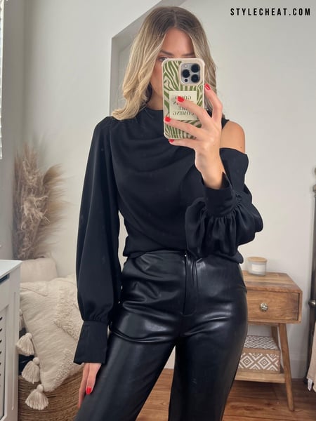 Style Cheat Black Satin Long Sleeve Top (K31566) | € 27