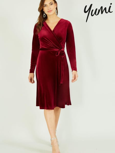 Yumi Burgundy Red Velvet Wrap Around Dress (K33877) | € 47