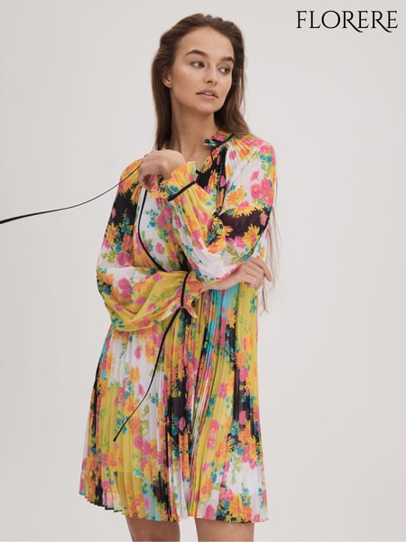 Florere Pleated Tie Neck Mini Dress (K72538) | € 231