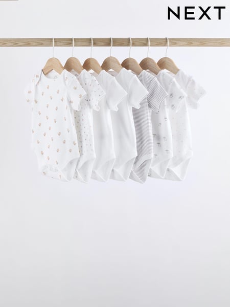 White 7 Pack Baby Short Sleeve Bodysuits (K79886) | € 21 - € 24