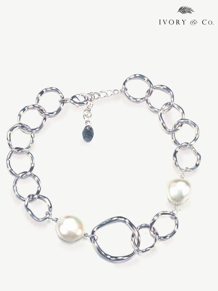 Ivory & Co Silver Caprice And Pearl Hoop Bracelet (K82796) | € 70