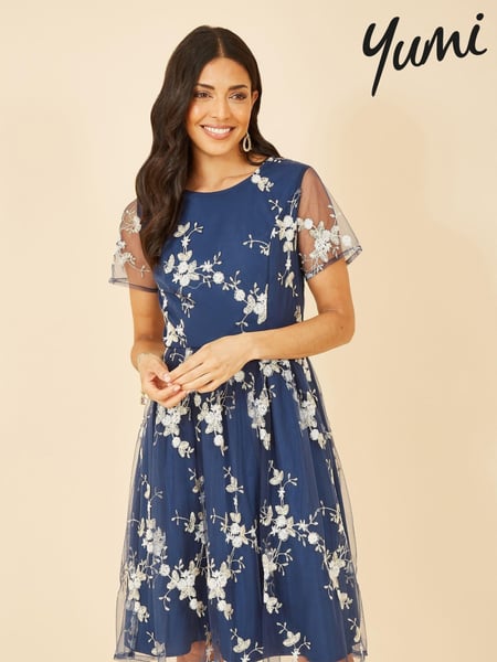 Yumi Blue Embroidered Floral Skater Dress (K83533) | € 101