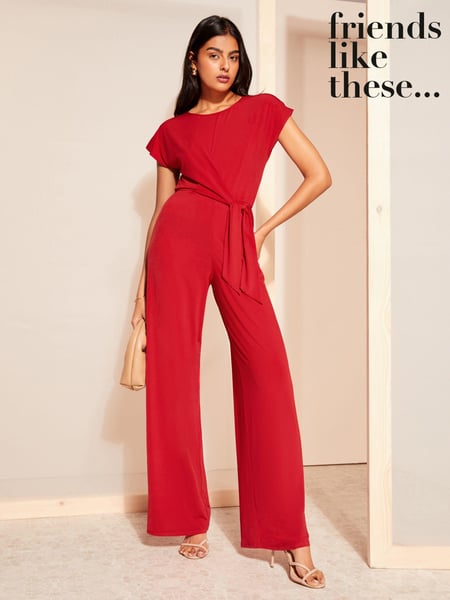 Friends Like These Red Short Sleeve Tie Waist Jumpsuit (K85420) | € 31