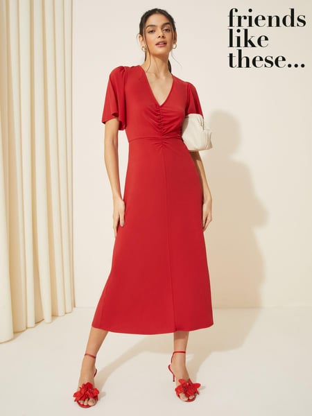 Friends Like These Red Ruched Front Flutter Sleeve Midi Dress (K87286) | € 26