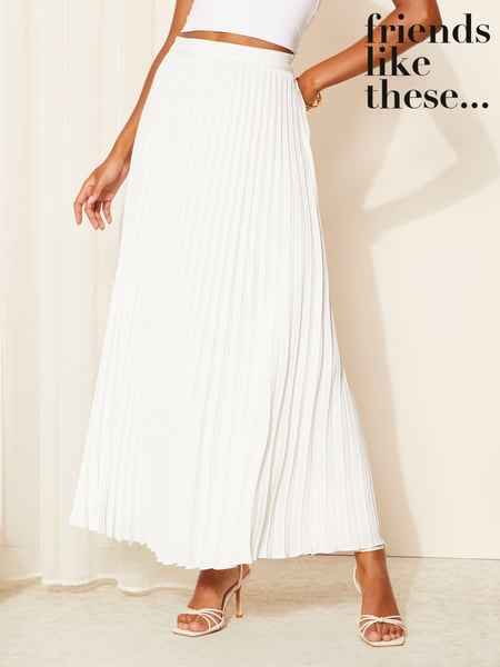 Friends Like These White Crepe Pleated Flowy Maxi Skirt (K87552) | € 29