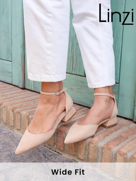 Linzi Nude Wide Fit Dolly Low Block Court Heels (K95286) | € 56