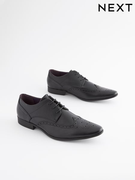 Black Brogue Shoes (M64366) | € 23