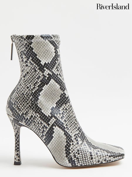 River Island Beige/Back Zip Sock Boots (M80092) | € 20