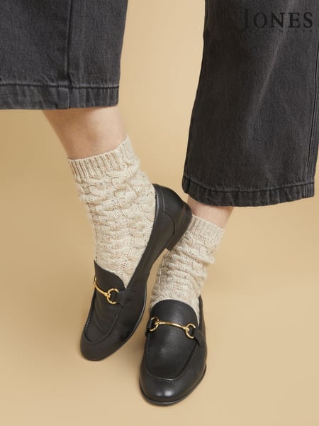 Jones Bootmaker Hana Leather Black Loafers (N09921) | € 139